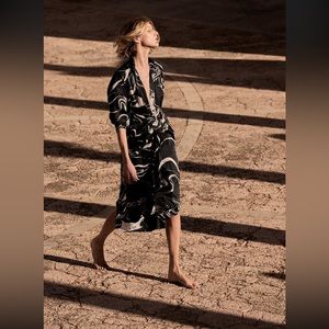 Zara Safari Black and Tan printed dress with attached wrap sash Sz M